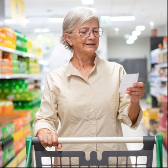 Se dedica a la neurorehabilitación de adultos mayores y da 5 consejos fáciles para entrenar el cerebro