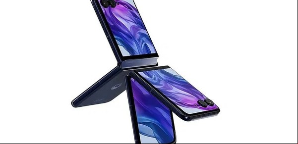 Del icónico V3 al nuevo Razr 50 Ultra: la evolución de los celulares plegables de Motorola