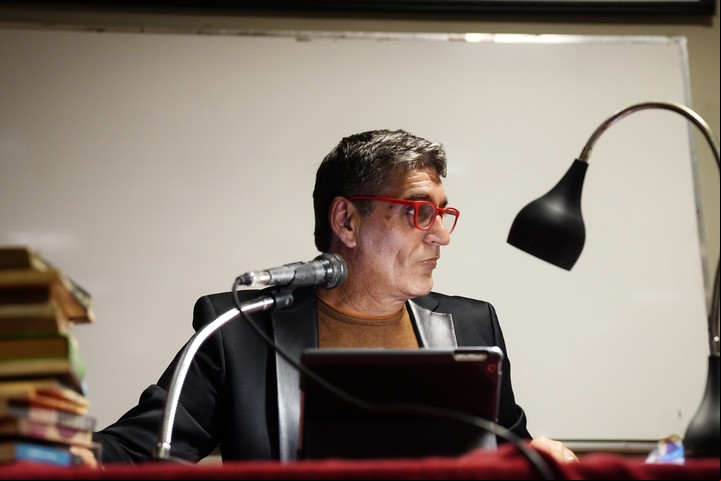 El investigador y crítico Daniel Link dio su última clase la facultad de Filosofía y Letras de la UBA. Fotos Emmanuel Fernández.