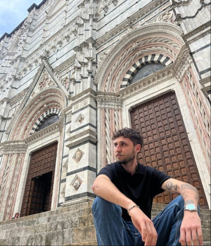 El argentino que emigró a Italia y cambió su vida por completo. Foto: @francoreisse, Instagram.