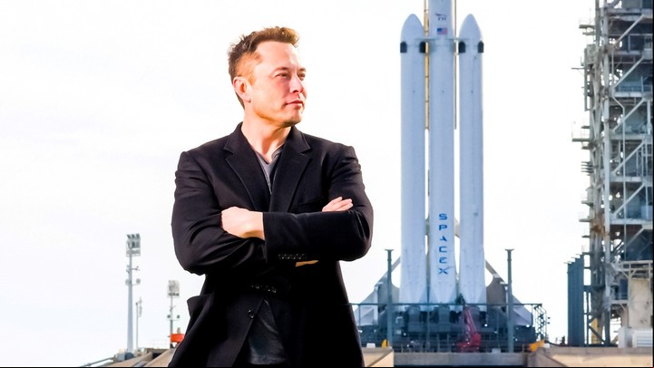 SpaceX recibió 843 millones de dólares de la NASA.
