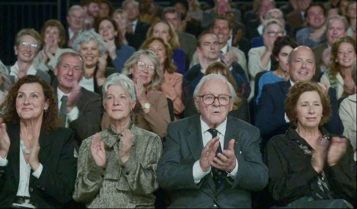 En la televisión. El filme también recuerda un programa de TV al que acudió Winton.
