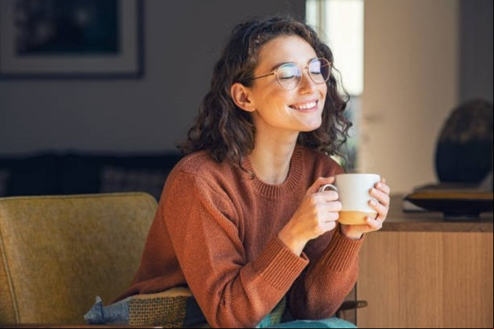 El placer de tomar café. No todos los granos son de calidad para la salud./ Foto: iStock.