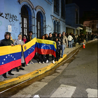 Elecciones en Venezuela: arrancó la votación en la embajada en Argentina y sólo habilitaron a sufragar al 1% de los residentes