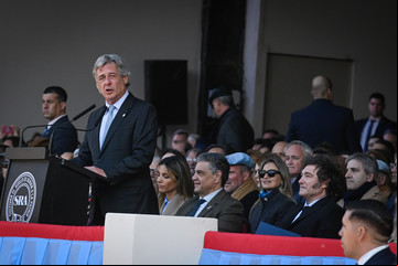 El presidente de la Rural reclamó la eliminación de las retenciones y Javier Milei anunció una reducción para carne y lácteos 