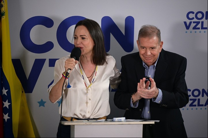 María Corina Machado, líder de la oposición en Venezuela, ratificó el triunfo de Edmundo González. Foto: Gaby Oraa/Bloomberg