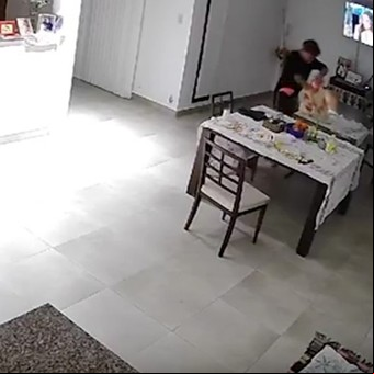 Robos hormiga en un country de Santa Fe: un empresario se metía a escondidas en la casa de sus vecinos y les sacó más de $ 20 millones