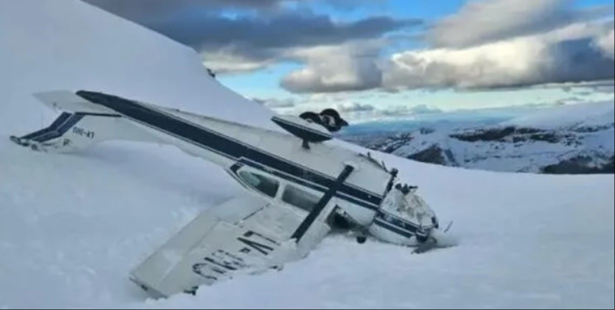 Se estrelló una avioneta en el Cerro Chapelco y el piloto y su hija resultaron heridos