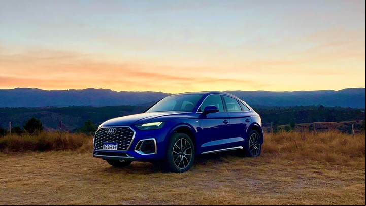 Audi Q5 Sportback. Tiene tecnología de hibridación suave.