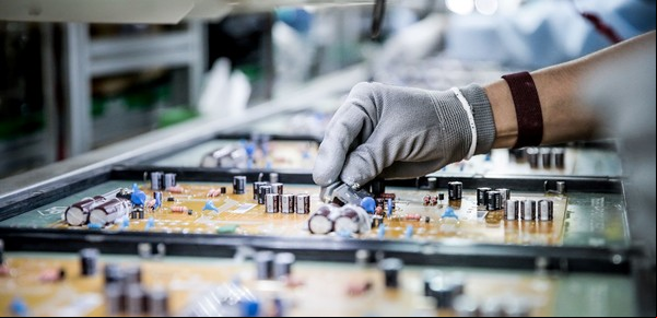 Por qué es importante tener una industria electrónica