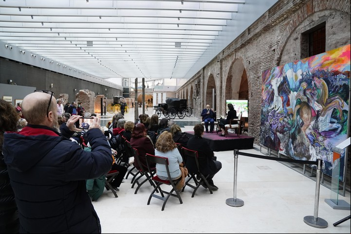 El artista Luis Felipe “Yuyo” Noé en el Museo Casa Rosada. Foto: Emmanuel Fernández.