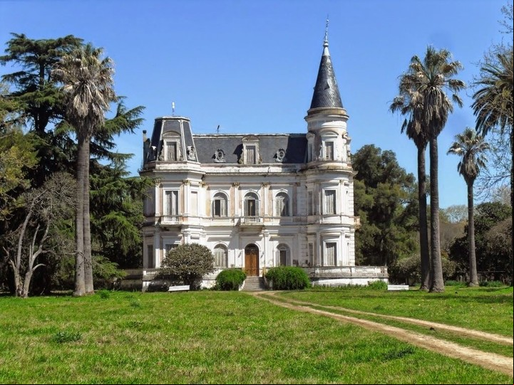 Palacio de Tiburcia, uno de los atractivos de Lobos.