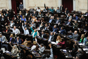 Congreso fracturado: los bloques de Diputados se partieron por el polémico DNU de fondos reservados para la SIDE