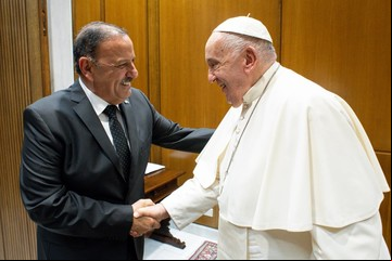 El Papa Francisco recibió a Ricardo Quintela, el ultra kirchnerista enfrentado a Milei que se perfila para presidir el PJ tras la renuncia de Alberto Fernández
