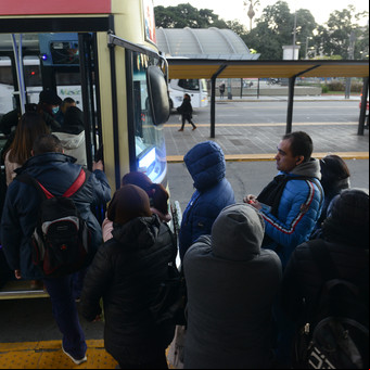 Por la quita de subsidios a colectivos en el AMBA: las empresas reducirán los servicios nocturnos en la Ciudad desde el domingo