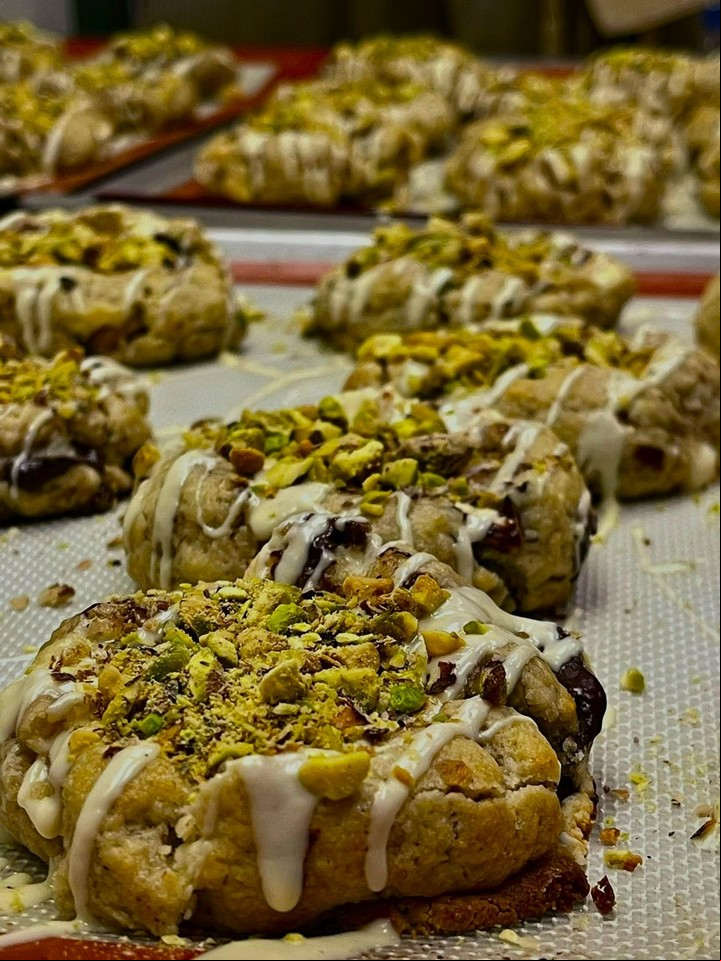 Cookies norteamericanas con pistacho. Foto: Ookies