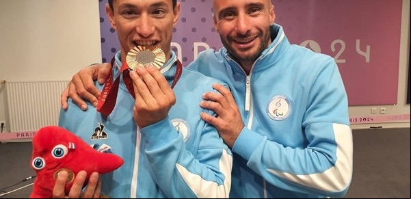 Juegos Paralímpicos de París 2024: Fernando Vázquez tuvo un salto a la gloria para ganar el bronce y darle la cuarta medalla a la Argentina