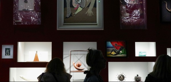 Cómo es "Surrealismo", la impresionante muestra que reúne obras de Dalí, Magritte, Ernst, Miró y muchos más