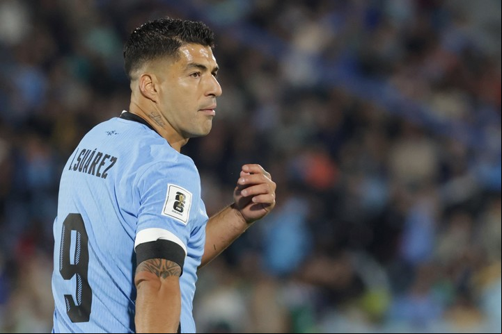 Luis Suárez dependía de la serie River-Vélez para aterrizar en el fútbol argentino. Foto EFE