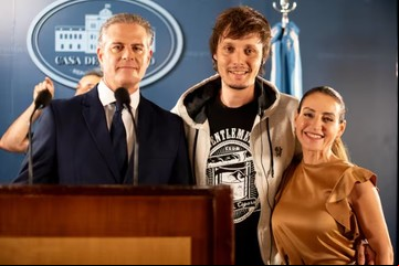 Cómo será "La mente del poder", la serie en la que un presidente argentino va al diván y se pueden espiar sus sesiones