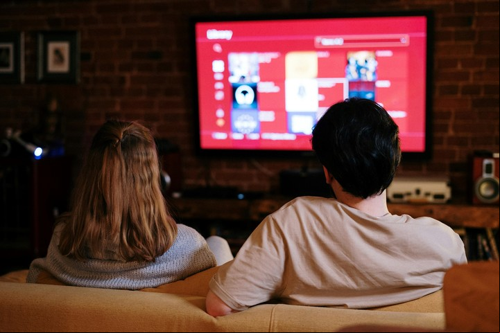 Las sobrecargas eléctricas pueden aruinar por completo nuestros televisores.