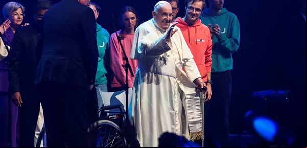Los reproches y disculpas por los abusos sexuales en la Iglesia protagonizan la visita del Papa a Bélgica