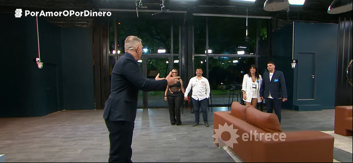 Desde el primer minuto, "Por amor o por dinero" no logró conquistar audiencia con el morbo de la convivencia obligada. Claramente no le fue como a "GH".