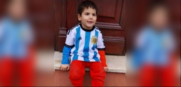 Llevaron a su único hijo a una clínica para una sencilla cirugía y murió: "Entró jugando y se fue en una bolsa negra"