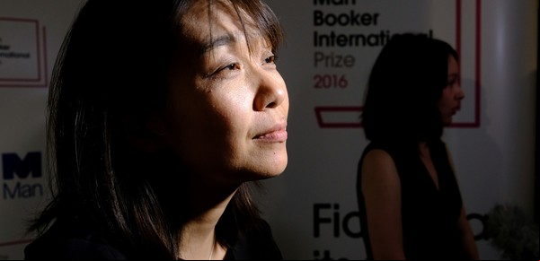 Entrevista exclusiva con Han Kang: "No me gusta la palabra víctima, significa cierta derrota"
