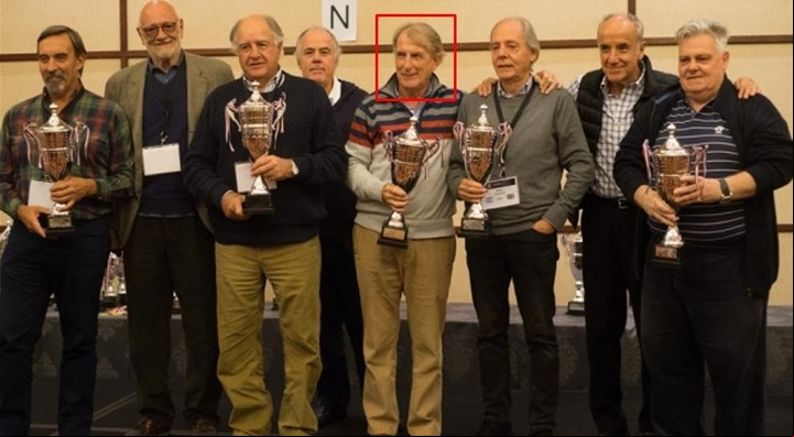 Jorge Alberto Gueglio (75), en los torneos de bridge. Foto Jockey Club de Rosario.