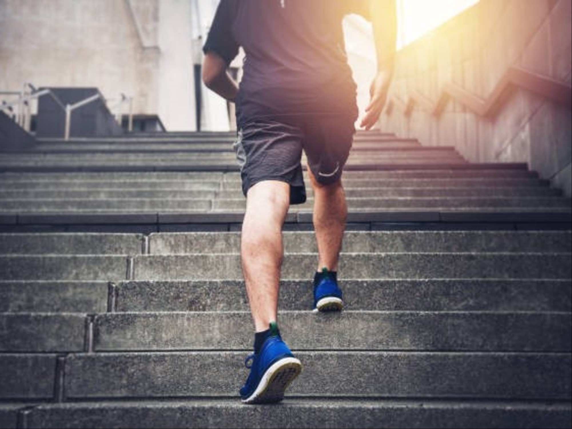 Hay que subir 50 escalones por día para bajar de peso y mejorar la salud. Foto: iStock.