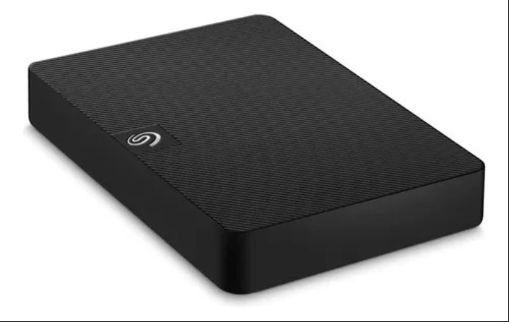 Disco mecánico de 4 TB. Viene con el cable de conexión. $ 201.195.