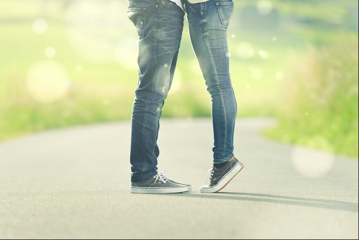 Tauro se presenta como el signo más difícil de enamorar, según el Horóscopo Negro. Foto: Unsplash.