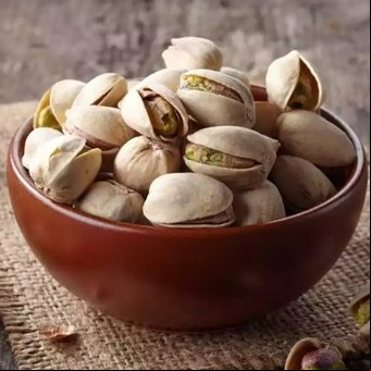 Qué beneficios tiene consumir pistacho y cuántos comer por día