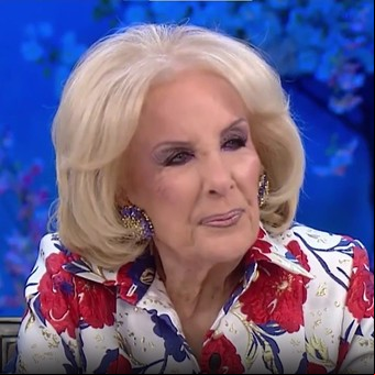 Tras su queja, Mirtha Legrand logró su objetivo y vuelve con su clásico programa a Mar del Plata