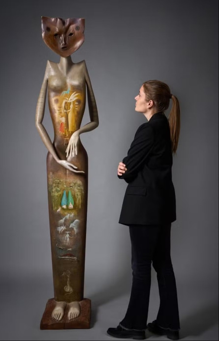 "La Grande Dame", aunque es conocida también como "La mujer gata", la mejor escultura de la artista surrealista británico-mexicana Leonora Carrington. Foto: Sotheby's.