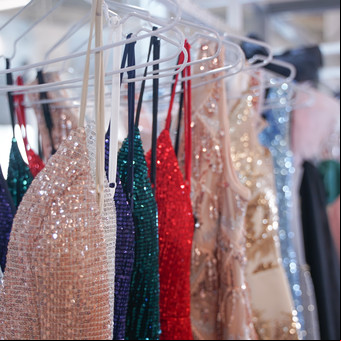 ¿Qué colores usar en un evento de noche?