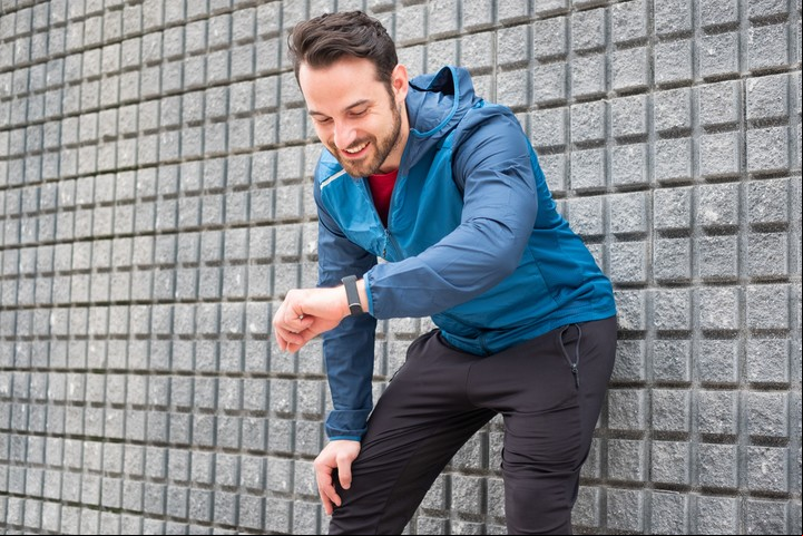 Hacer ejercicio ayuda a reducir el colesterol. Foto Shutterstock.