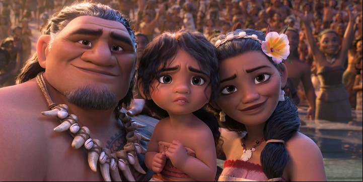 Los padres de Moana, con su pequeña hermanita Simea. Foto: Disney.