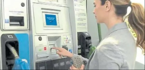 Autodespacho en estaciones de servicio, como en EE.UU.