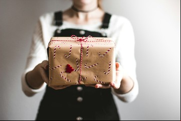 Navidad 2024: los regalos ideales para cada signo, según el Horóscopo Negro