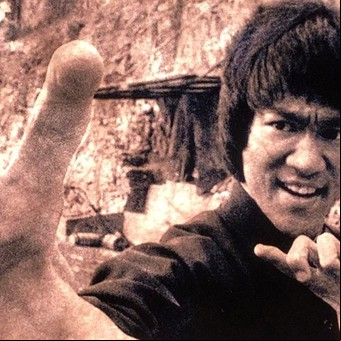 Cómo luce hoy la ancestral e icónica casa de Bruce Lee y todas las historias que la rodean