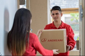 Compras online en el exterior: tras la baja de impuestos, Andreani traerá productos importados