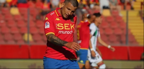 Emiliano Vecchio en medio de un escándalo en Chile: acusaciones cruzadas, deuda millonaria y otra salida polémica de Unión Española