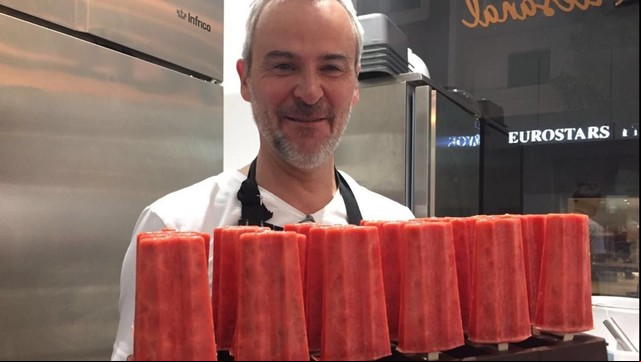 De bancario a heladero: el argentino que conquistó Madrid con sus sabores 