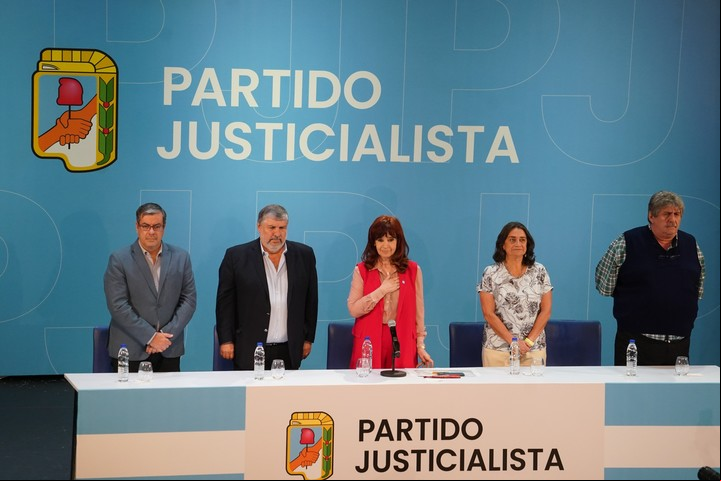 Cristina Kirchner asume formalmente la presidencia del PJ. Foto Emmanuel Fernández