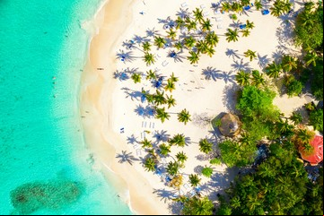 Con playas de arena blanca y mar turquesa, zonas coloniales y fuera de la franja de huracanes: 7 islas increíbles del Caribe