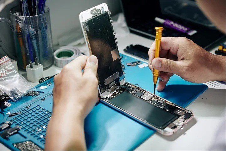 En 2024, la isla fabricó más de 5,5 millones de celulares. Foto: archivo
