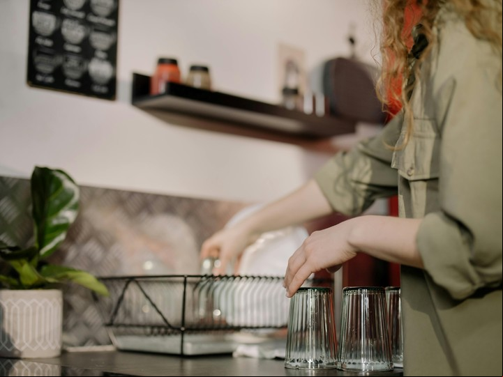 Tener una cocina sin olor a frito parece tener solución. Foto: Pexels.