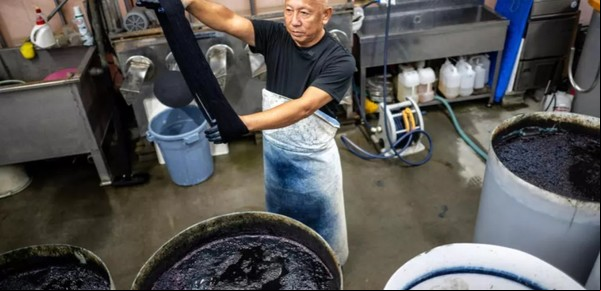 El secreto que encierran los jeans artesanales japoneses que duran décadas
